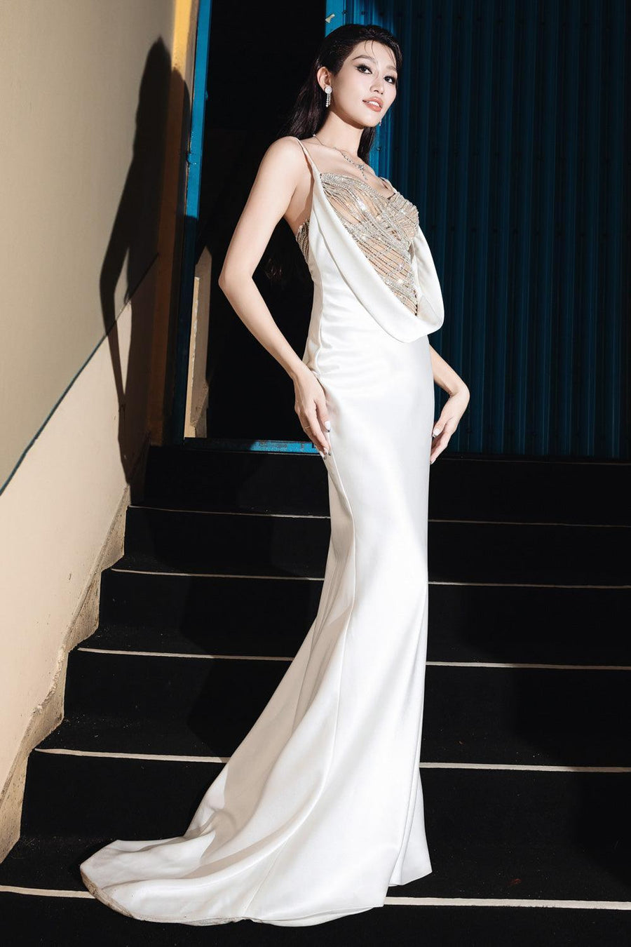 Vargas Mermaid Scoop Neck Silk Floor Length Dress Gown Dress CEM