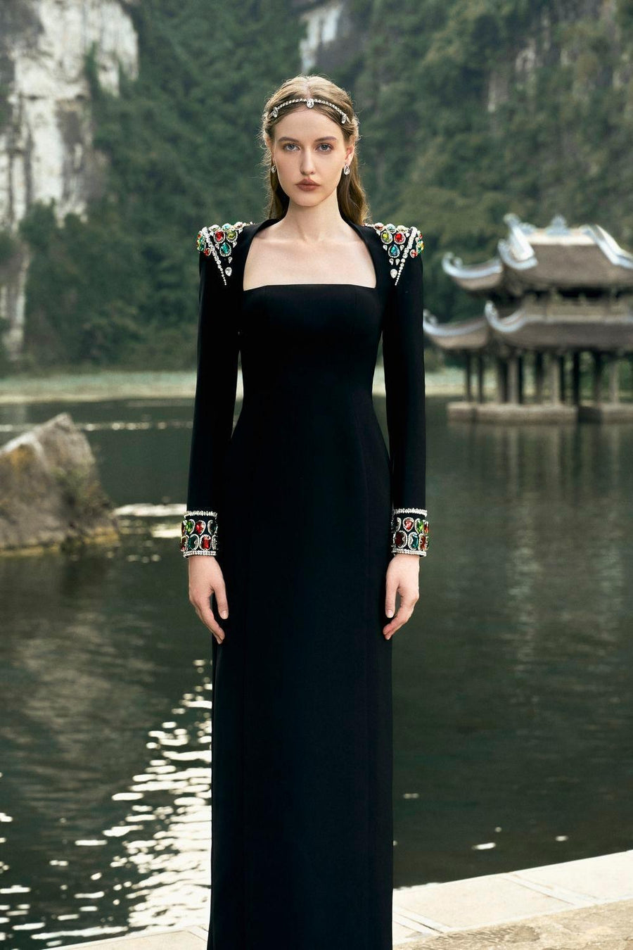 Venture Sheath Queen Anne Neck Velvet Floor Length Dress 4