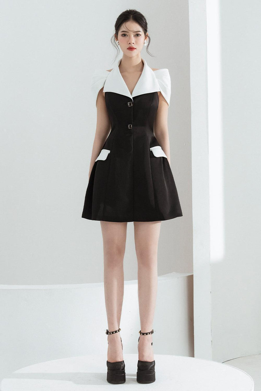 Yumi A-line Cold Shoulder Sleeved Chanel Mini Dress Mini Dress Cordia