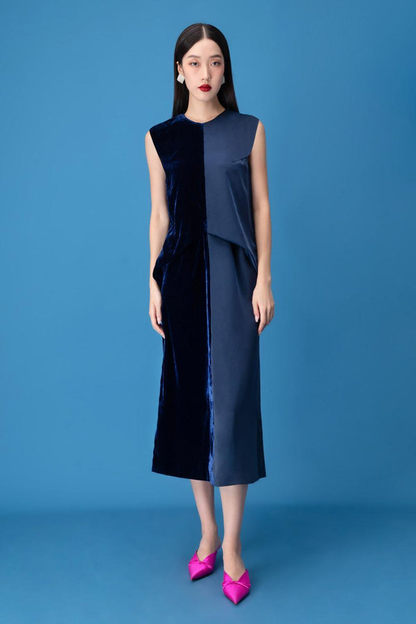 Georgia Straight Sleeveless Velvet Midi Dress