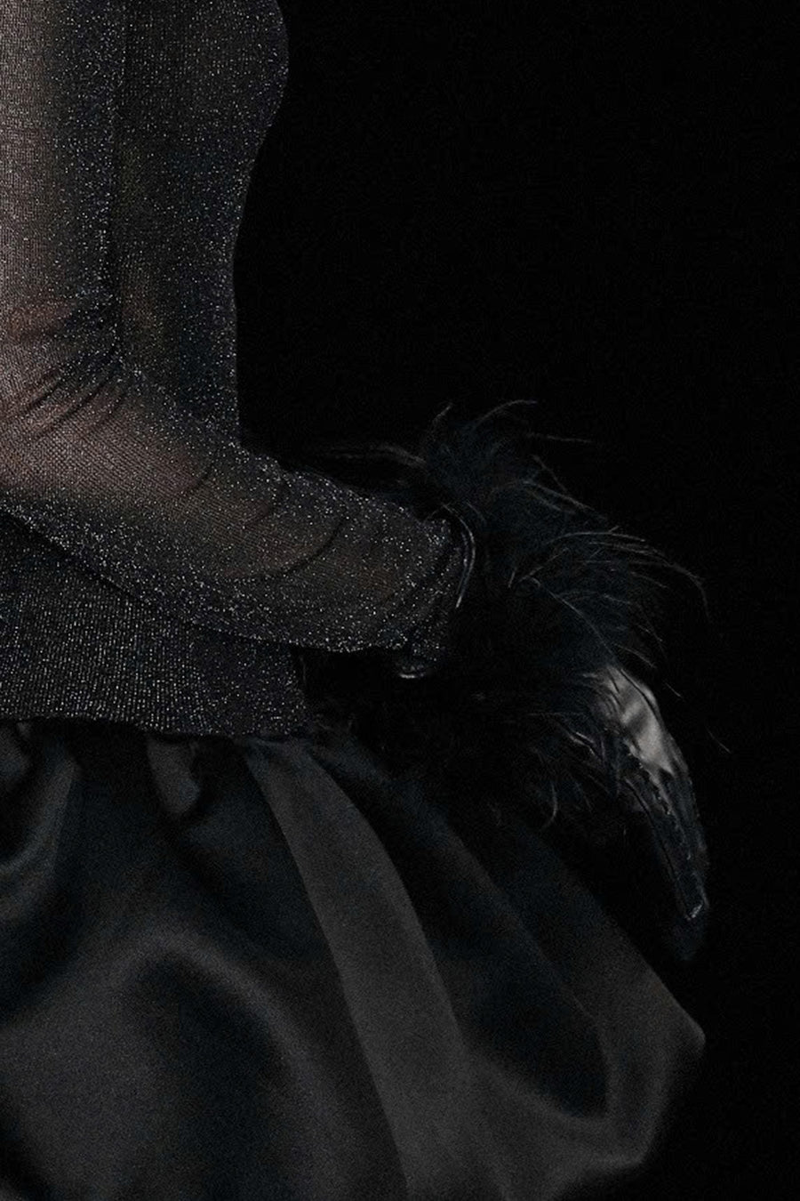 Aya Fringed Leather Gloves 19