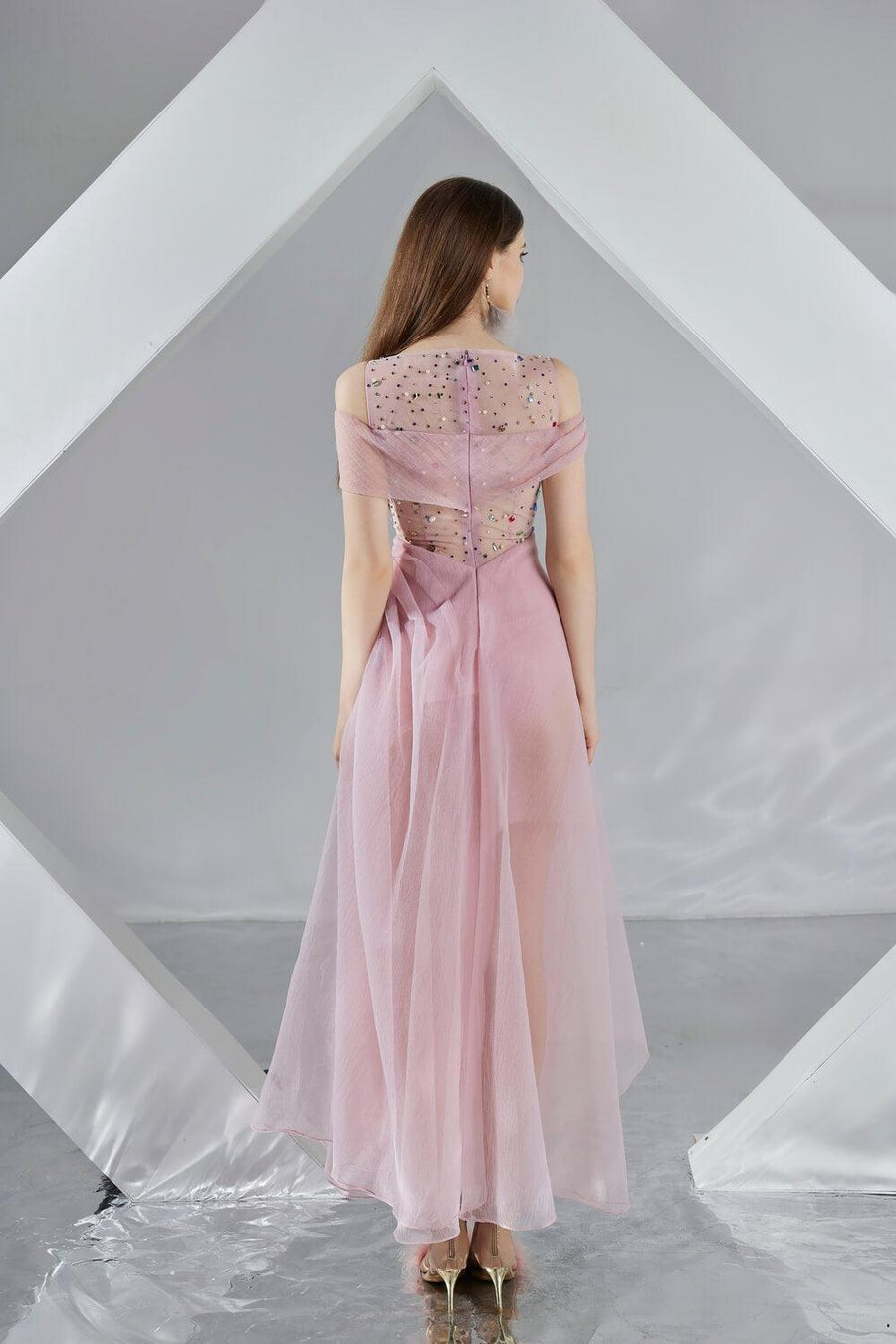 Zariyah Slit Open Shoulder Organza Midi Dress 5